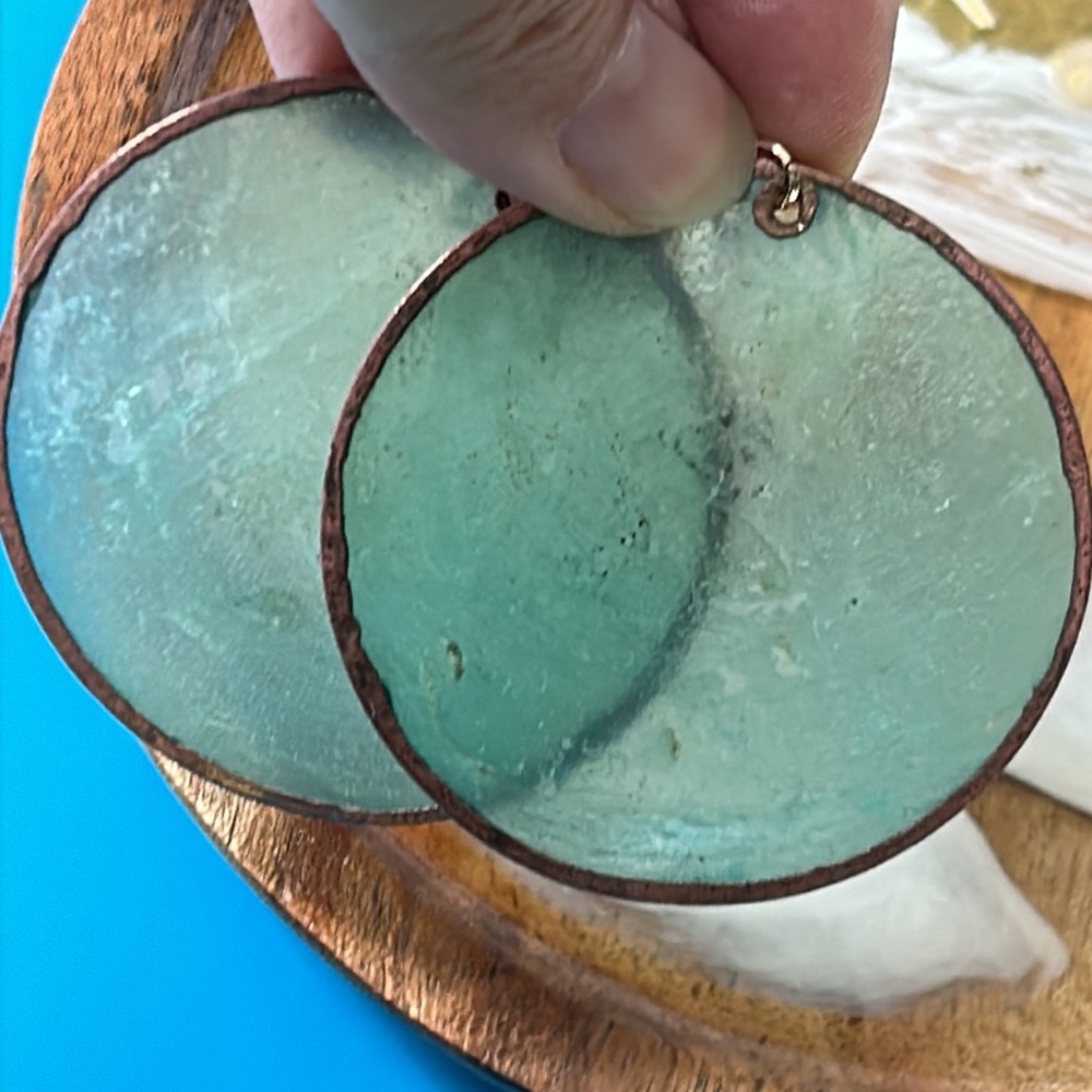 Shell Dangle Earrings - image 7